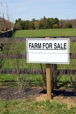 Farm for sale sign.
